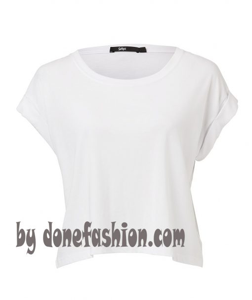 white croped wide nec t shirts