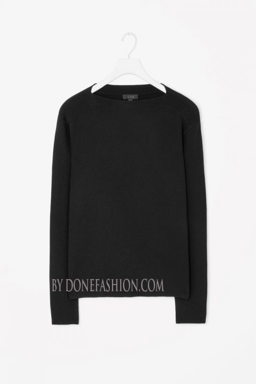 wide neck wooll sweater black