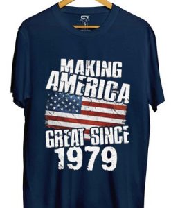 Making America Great Since 1979 Maroon Blue NavyT-Shirt