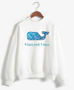 Vineyard Vines white sweatshirts