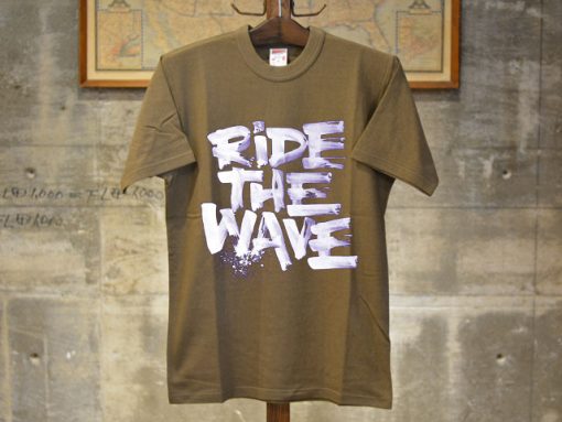 Ride The Wafe Brown T shirts