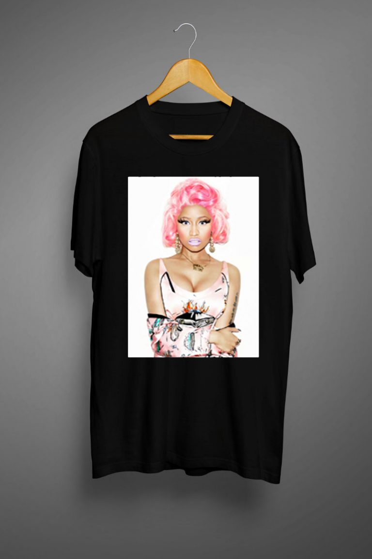 nicki minaj pink shirt